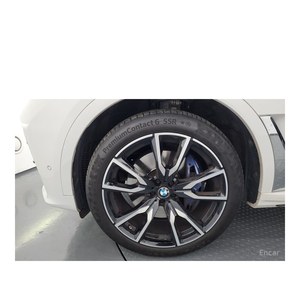 BMW X7 XDrive 30d M Sport Octubre 2020 6 plazas 37.860 km Diésel Automático Asientos de Cuero Cámara Trasera Volante a la Izquierda - Product Image 5