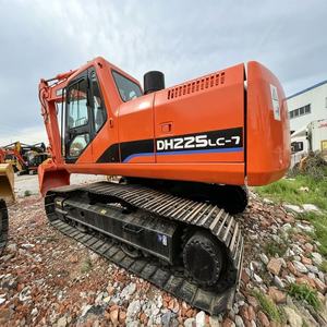 Excavatrice sur chenilles Doosan DH225LC-7 de 22,5 tonnes pour travaux lourds |   Moteur Isuzu d'origine |   Faible nombre d'heures de fonctionnement |   Roulement de boîte de vitesses |   <span class=keywords><strong>Occasion</strong></span> - D'<span class=keywords><strong>occasion</strong></span> - Product Image 6