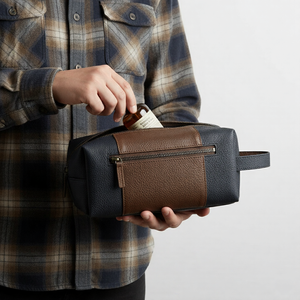 Trousse de toilette de voyage grande capacité pour hommes, sac cosmétique imperméable, pochette portable, organiseur de maquillage en vente - Product Image 4