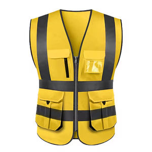 Gilet de sécurité réfléchissant haute visibilité avec plusieurs poches, fermeture éclair et porte-badge, idéal pour les chantiers de construction - Product Image 1