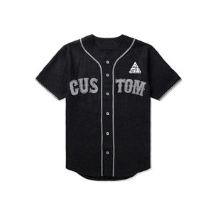 Camiseta de Béisbol Personalizada 2025 para Hombre, Negra, con Botones, Bordada en la Parte Delantera, Uniforme Deportivo, Venta al Por Mayor, 100% Orgánica - Product Image 3