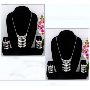 ชุดจี้เสน่ห์เครื่องประดับชุบทองอินเดียดูไบอาหรับชุดจี้ต่างหูสร้อยคอสำหรับผู้หญิง - Product Image 3