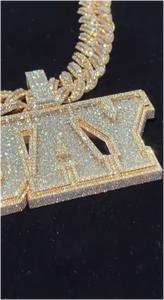 Collar con Colgante de Nombre Personalizado con Moissanita VVS, Estilo Hip Hop, con Diamantes Redondos Incrustados, Colgante con Inicial de Letra 3D - Product Image 4