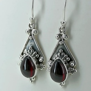 Pendientes de Granate de Plata de Ley 925 Hechos a Mano, Anillo de Promesa para Mujer, Joyería Boho con Piedra de Nacimiento de Junio - Product Image 3