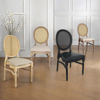 Chaise d'événement empilable en plastique PP, imitation bois, style antique et traditionnel, durable, pour hôtels, restaurants, bars, mariages, appartements