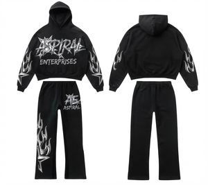 ชุดเสื้อฮู้ดพิมพ์ลายกราฟิกแบบ OEM และกางเกงวอร์มขายาวทรงหลวม สไตล์สตรีทแวร์ ชุดแทรคสูท ทรงโอเวอร์ไซส์ สำหรับผู้ใหญ่ ใส่ได้ทั้งชายและหญิง เหมาะสำหรับฤดูใบไม้ร่วง - Product Image 1