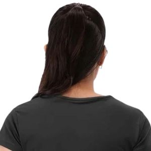 เสื้อยืดคอกลมแขนสั้นสีพื้นเรียบง่ายสไตล์ลำลองสำหรับผู้หญิงผิวสีเข้ม เหมาะสำหรับใส่ทุกวันในช่วงฤดูร้อน รับผลิตตามสั่ง ขายส่ง - Product Image 4