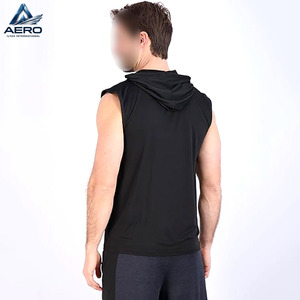 Cómodo paquete de 3 camisetas sin mangas con capucha para hombre, para entrenamiento, con cordón ajustable en diferentes tallas disponibles. - Product Image 2