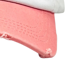 Gorra de Béisbol AKA Blanca y Rosa, de Algodón Blanco con Visera Rosa, Letras Bordadas en Verde, Ajustable, Deportiva e Informal para Mujer - Product Image 5