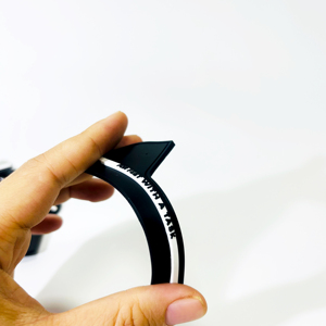 Patch en silicone et en caoutchouc en forme de pied personnalisable Design durable pour chapeau Prix d'usine direct Fabricant OEM du Vietnam - Product Image 2