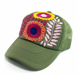 Gorra Trucker Clásica con Malla Trasera, Diseño Bordado, Ajuste Cómodo, Precio Accesible, Cierre Ajustable, Estilo Moderno, Unisex para Exteriores - Product Image 1