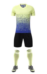 Maillots de football personnalisés à prix de gros – Tenues d'entraînement de football par sublimation - Product Image 3