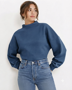 เสื้อสเวตเชิ้ตคอเต่าทรงโอเวอร์ไซส์สำหรับผู้หญิง ผ้าฝ้ายฟลีซ ตัดเย็บทรงโอเวอร์ไซส์แบบพิเศษ พร้อมป้ายแบรนด์แฟชั่นสั่งทำ - Product Image 1