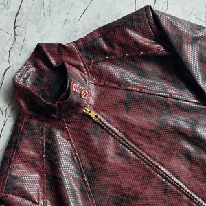 Veste en cuir d'hiver de haute qualité à prix de gros, grande taille, motif lettres sur le devant, respirante, pour usage extérieur, pour hommes, en vente - Product Image 2
