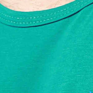 Camiseta sin mangas de algodón de calidad, cómoda, con cuello redondo, estilo hip hop, holgada, para hombre, con posibilidad de logotipo personalizado a un precio razonable. - Product Image 4