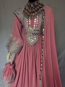 Robe afghane Kuchi originale pour femmes, broderie afghane de haute qualité, design traditionnel, dentelle, meilleur prix, robes de mariage. - Product Image 6