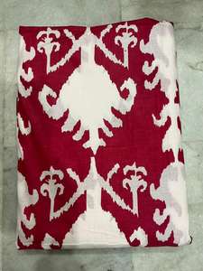 Tissu en coton biologique imprimé géométrique style Ikat pour vêtements, sacs, projets d'artisanat, décoration intérieure - Vente en gros au mètre - Product Image 3