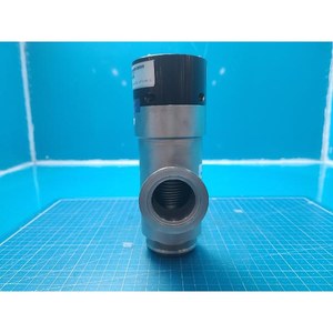 Controlador de Flujo Másico MKS L2-40-AK-225-UNVNH-F12 Usado Como Está, Piezas de Equipos Semiconductores Legados - Product Image 4