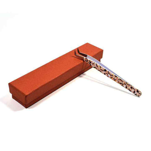 Pinzas para Pestañas Marrones, Pinzas para Pestañas de Marca Privada, Pinzas para Pestañas Sostenibles con Impresión Personalizada, Pinzas de Acero Inoxidable Personalizadas - Product Image 1