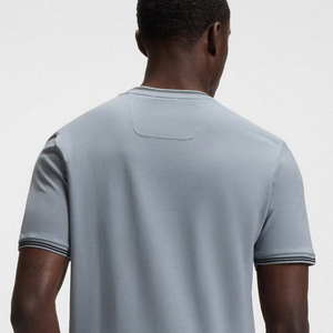 T-shirt pour homme en coton uni, design décontracté, doux, respirant et confortable, avec logo personnalisable, idéal pour l'été. - Product Image 6