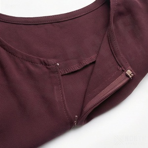 Abaya Homme Ample et Respirante à Manches Longues, Nouveau Design, Couleurs Personnalisables, Ouverture Frontale, Vente en Gros, Collection Automne - Product Image 4