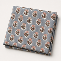 Tissu en coton imprimé à la main à motifs floraux vert menthe avec rayures botaniques orange et rose, textile doux et respirant pour kurti.