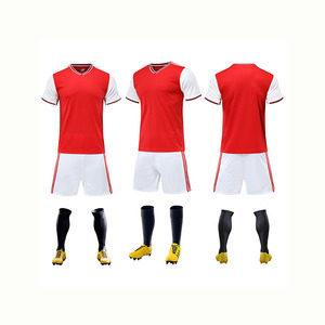 Ensembles d'uniformes de football personnalisés unisexes pour jeunes et adultes, méthode d'impression sérigraphique, nom du club, style short, ensemble maillot de foot - Product Image 4