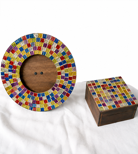 Cadre photo et boîte à souvenirs en mosaïque faits à la main |   Ensemble de carreaux de verre colorés décoratifs pour la décoration de la maison, présentoir pour étagère de salon. - Product Image 3