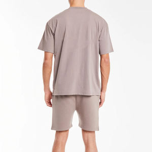 Ensemble t-shirt et short taupe pour homme, coupe décontractée, ensemble assorti décontracté d'été, tenue légère et respirante en coton et polyester - Product Image 6