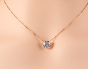 Collier pendentif solitaire en or massif 18 carats Redleaf avec diamant de laboratoire certifié IGI, taille brillant rond, couleur D, pureté VVS2, 2 carats, pour femme - Product Image 1