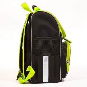 Sac à dos EVA léger pour réduire la charge sur le dos, sac à dos à motif de voiture de dessin animé, sac d'école adapté aux élèves du primaire - Product Image 3