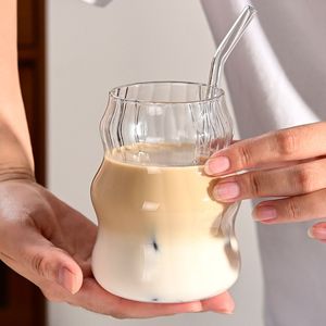 Set di 6 Bicchieri in Vetro a Righe da 19 Once con Cannuccia, per Ufficio, per Caffè, Tè, Succo, Acqua e Latte, Bicchieri per Bevande Fredde - Product Image 4