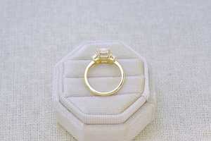 Bague en or jaune 14 carats plaqué or, diamant de laboratoire CVD taille émeraude 4 carats certifié IGI, couleur F, pureté VS1, cadeau de luxe pour femme - Product Image 3