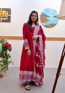 FATEMA FASHION Heavy Georgette Bordado Vestido DE TRABAJO Parte inferior con Dupatta Pink Indian Party Wear Design - Product Image 3