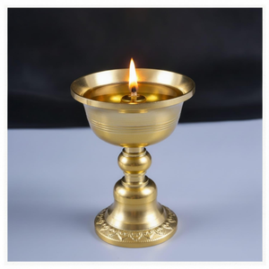 Copa de Vino de Latón Vintage Hecha a Mano, Cáliz de Metal Dorado Antiguo, Copa de Latón Grabada Tradicional India para el Hogar de Lujo - Product Image 4