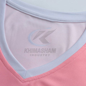 Uniforme de basket-ball pour hommes adultes de haute performance avec tissu en polyester de qualité supérieure, design respirant pour les longues séances de jeu - Product Image 2