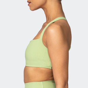 Soutien-gorge de sport pour femme avec bretelles croisées – Tissu élastique doux, conçu pour le yoga, le fitness et les exercices à domicile - Product Image 4