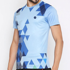 T-shirt décontracté pour homme en tissu sublimé durable, manches courtes, col rond, pour usage régulier et style moderne - Product Image 3