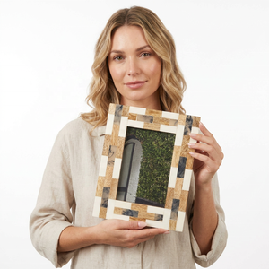 Handmade Collection Classical Design Eco-Friendly <b>Epoxy</b> <b>Resin</b> Customized Color Portable Photo Frames Home Decoration Tabletop - Product Image 1