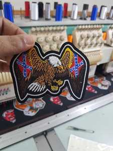 Patch thermocollant brodé Tigre et Fleur Bleue, forme ronde, en tissu chenille et PVC, badge de mode pour vêtements - Product Image 4