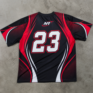 Camiseta de Baloncesto Sublimada Personalizada para Hombre, Negra, Roja y Blanca, Número 23, Cuello Redondo, Manga Corta, Ajuste Atlético, Absorbe la Humedad, 100% Poliéster - Product Image 2