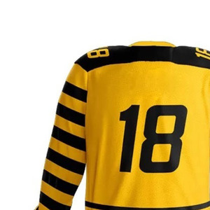 Uniformes de hockey sobre hielo de la mejor edición con diseño personalizado, conjunto deportivo informal de invierno para hombre, a medida para clientes exigentes. - Product Image 3