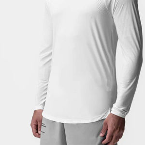 Camiseta Deportiva de Manga Larga para Hombre, Ideal para Correr, Entrenamientos en el Gimnasio y Aventuras al Aire Libre, Transpirable, Personalizable - Product Image 4