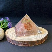 Vente en gros de pyramide orgonite en cristal naturel de quartz rose énergie orgone guérir les relations amoureuses bonheur nettoyer Aura décor à la maison