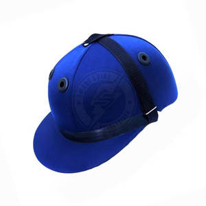 Nouveaux casques de moto légers de haute qualité, couleur unie, fabriqués au Pakistan - Product Image 3