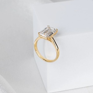 แหวนเพชรทรงเอเมอรัลด์ 4 กะรัต เพาะเลี้ยงในห้องปฏิบัติการ รับรองโดย IGI ทองคำขาว 14K วงบาง แหวนเพชรเม็ดเดี่ยวสำหรับหมั้น แหวนแต่งงาน เครื่องประดับเจ้าสาว - Product Image 5