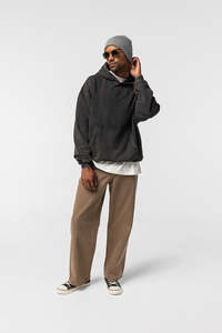 เสื้อฮู้ดผู้ชายทรงปกติ ผ้าฝ้ายเฟรนช์เทอร์รี่ เป็นมิตรกับสิ่งแวดล้อม ดีไซน์กระเป๋าเสื้อ สวมใส่สบายๆ สำหรับฤดูใบไม้ร่วง ผ่านการซักแล้ว - Product Image 1