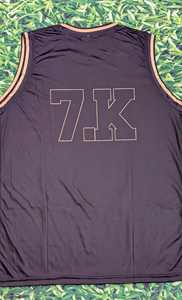 Tenue de sport personnalisée OEM de haute qualité, durable, à séchage rapide, uniforme de basketball, design respirant - Product Image 5