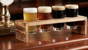 Support à verres en bois artisanal à 4 trous, style rustique, support de rangement pour vaisselle, utilisation en cuisine, fait main, à un seul niveau - Product Image 5