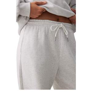 Pantalones Deportivos Anchos para Mujer, Cintura Alta, Corte Holgado, con Cordón Ajustable, Casuales, para Descansar, con Logotipo Personalizado, OEM, Venta al Por Mayor - Product Image 4